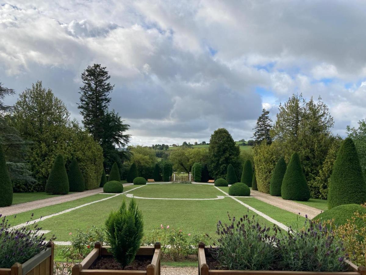 Bed and Breakfast Domaine Des Thomins Cisai-Saint-Aubin Exterior foto