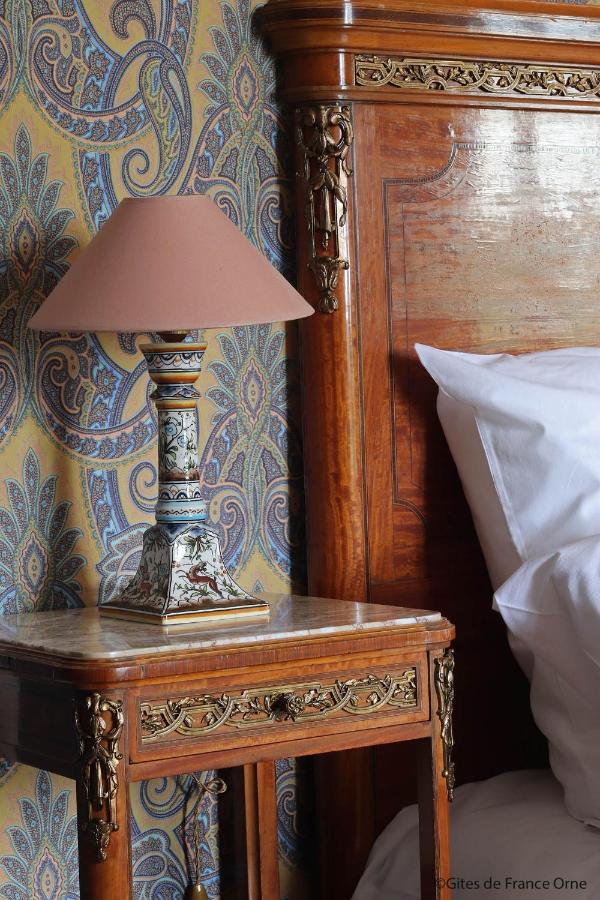 Bed and Breakfast Domaine Des Thomins Cisai-Saint-Aubin Exterior foto