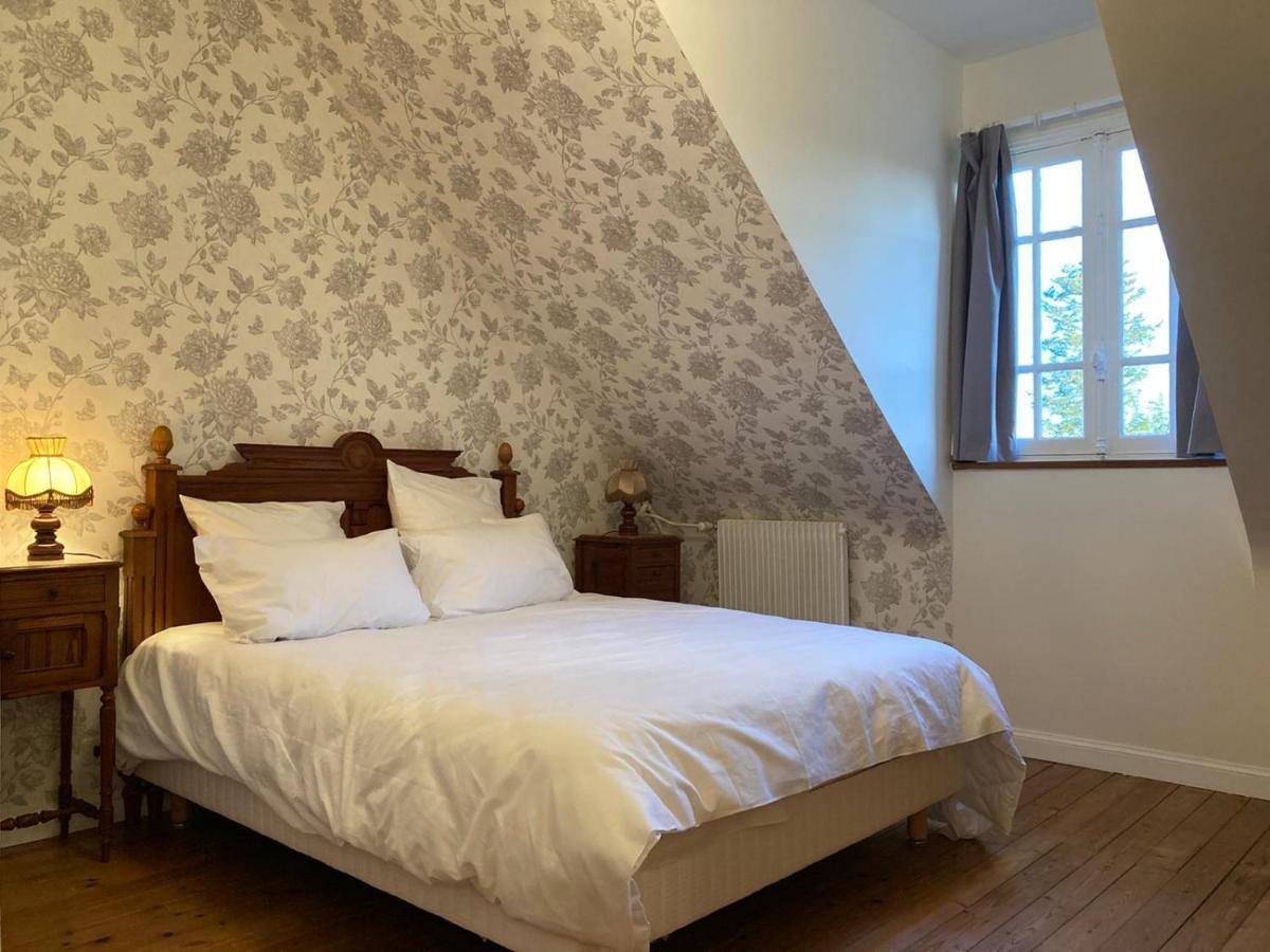 Bed and Breakfast Domaine Des Thomins Cisai-Saint-Aubin Exterior foto