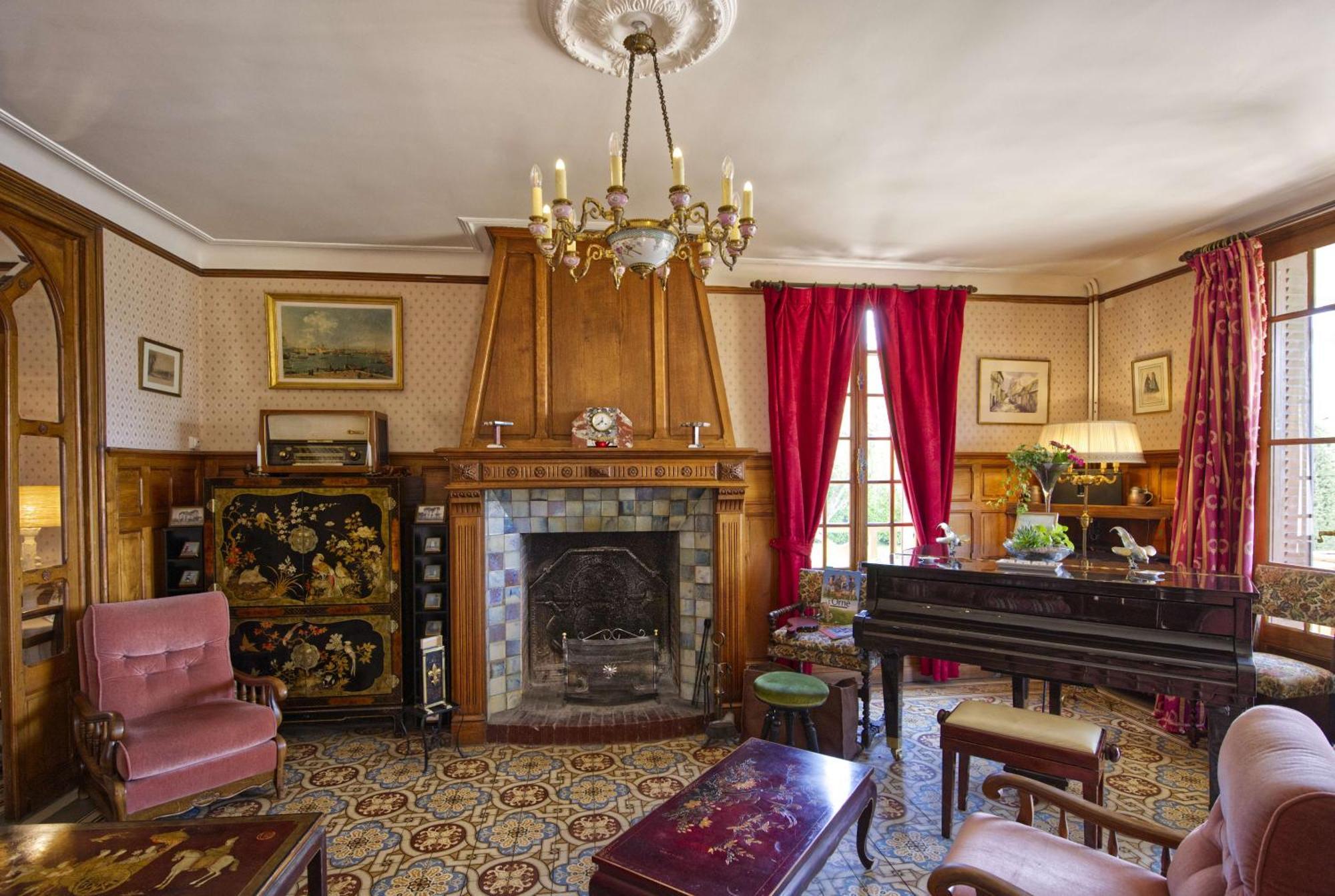 Bed and Breakfast Domaine Des Thomins Cisai-Saint-Aubin Exterior foto